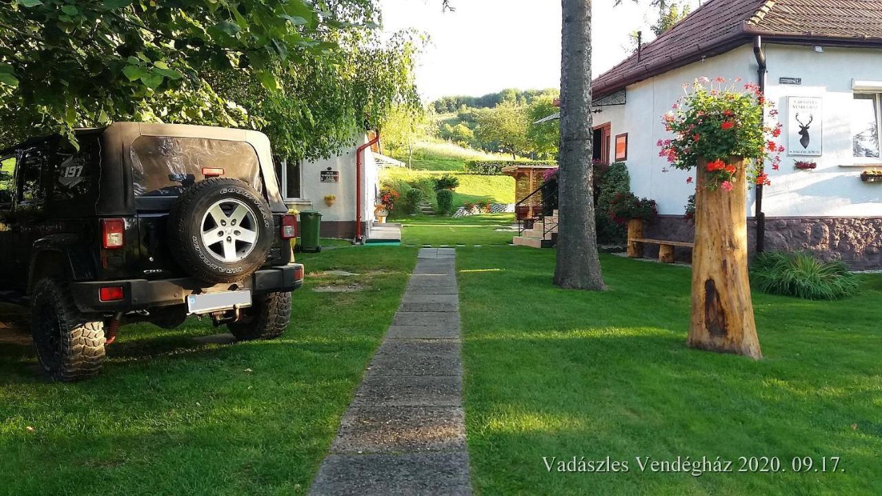 Vadaszles Vendeghaz Bukkszentmarton Dış mekan fotoğraf