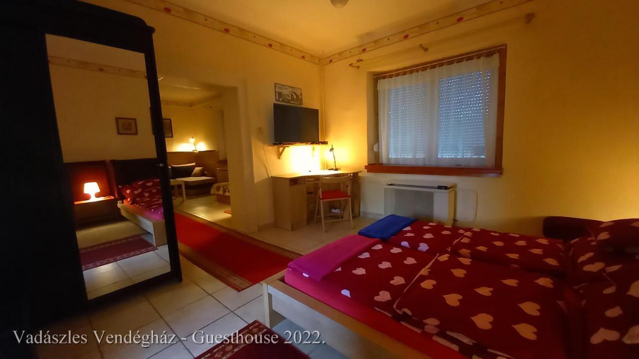 Vadaszles Vendeghaz Bukkszentmarton Dış mekan fotoğraf